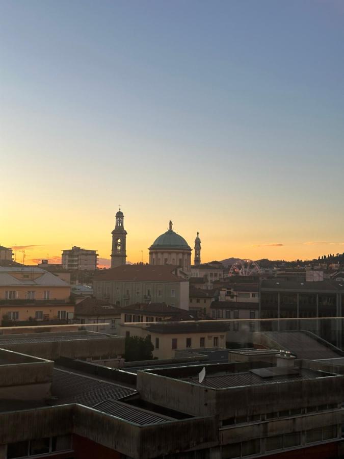 Feel - Bellavista Suites Bergamo Bagian luar foto