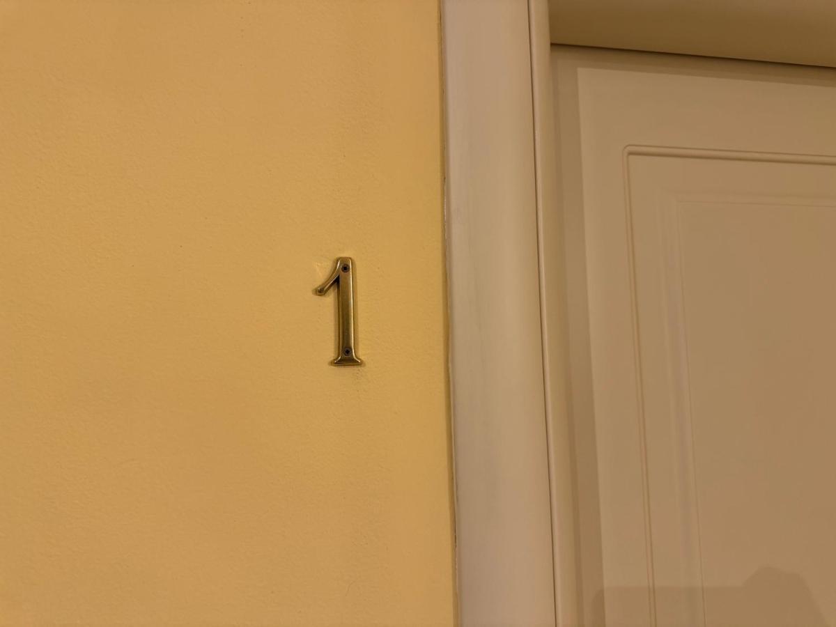 Feel - Bellavista Suites Bergamo Bagian luar foto