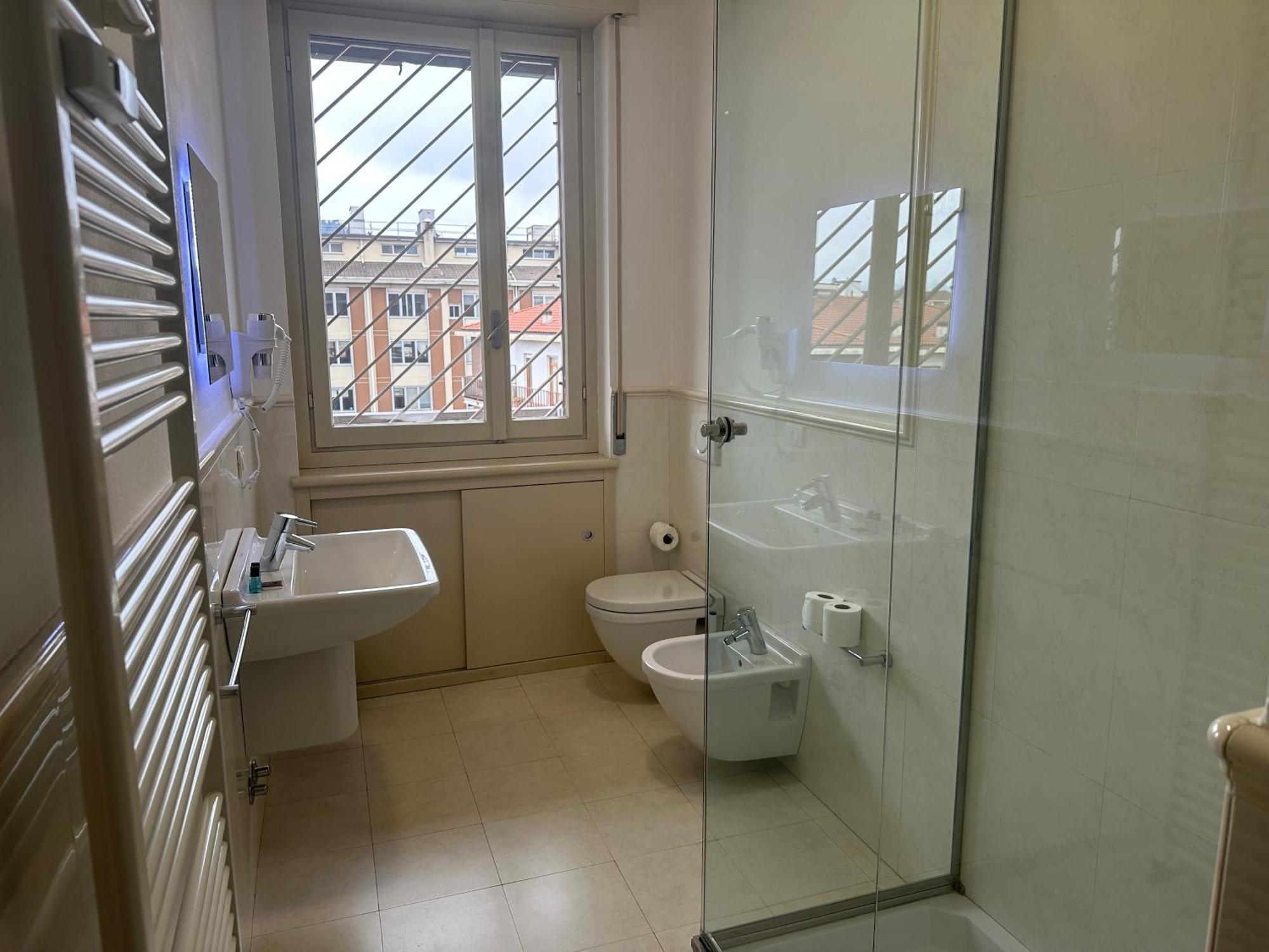 Feel - Bellavista Suites Bergamo Bagian luar foto